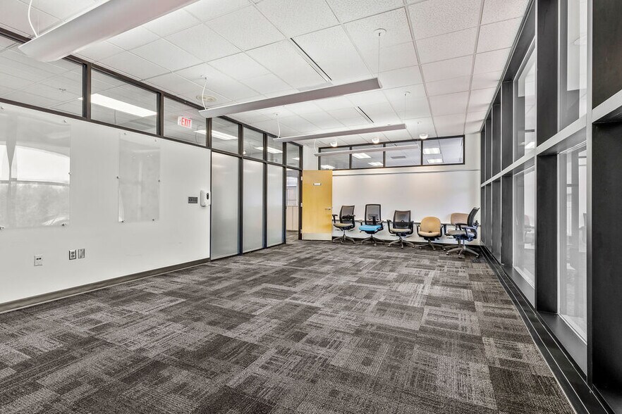 More Photos Of 3400 Morse Xing, Columbus Office For Lease