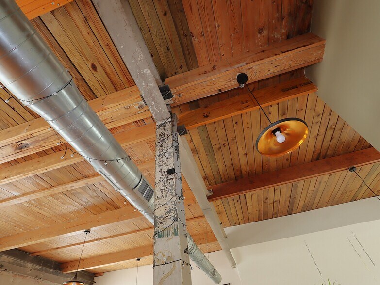 More Photos Of 2831 E Grand Blvd, Detroit Warehouse For Sale