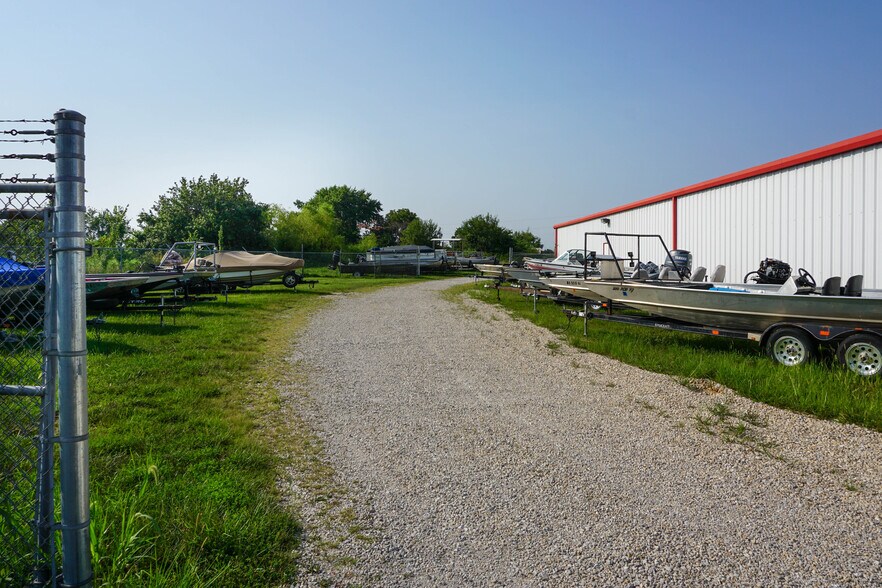 More Photos Of 18050 County Road 1000, Saint James Storefront For Lease