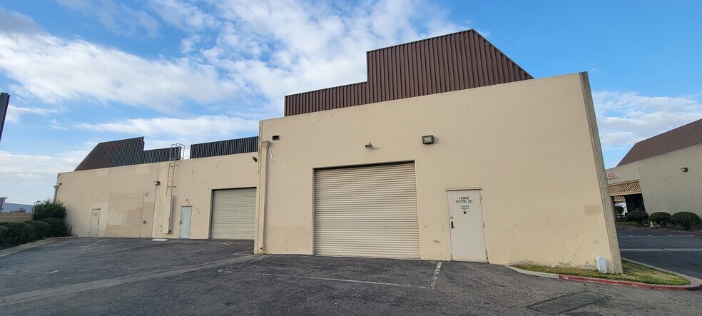 More Photos Of 13902 Harbor Blvd, Garden Grove Light Manufacturing For Sale