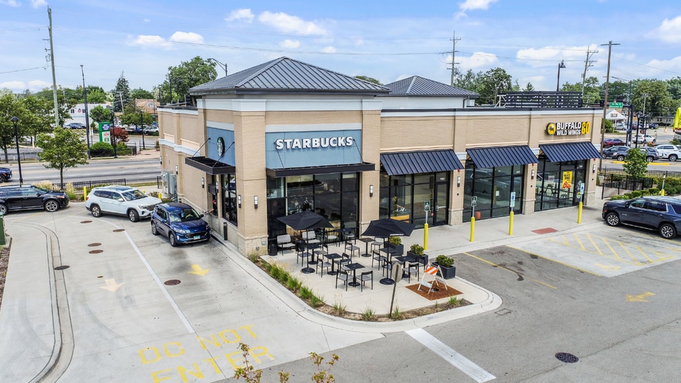 More Photos Of 7900 N Milwaukee Ave, Niles Unknown For Lease