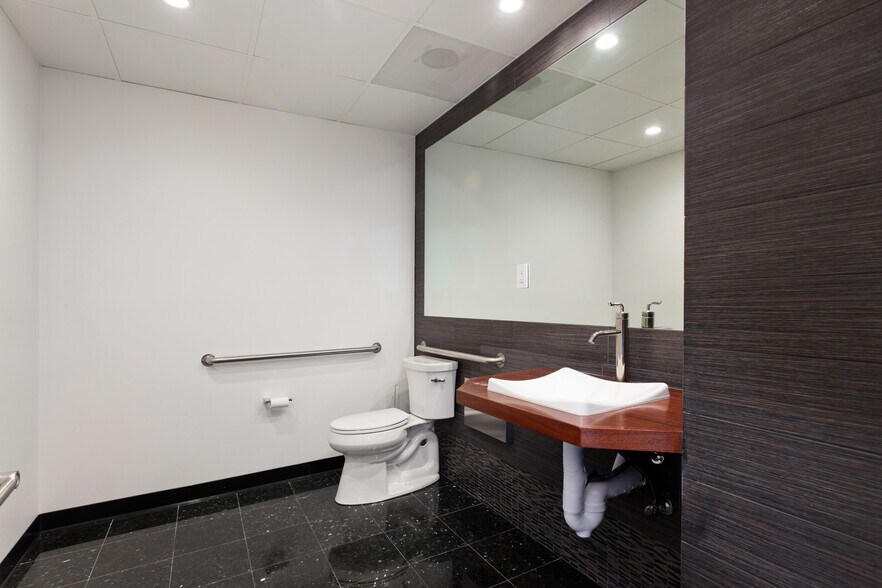 More Photos Of 699 2nd St, San Francisco Apartments For Sale