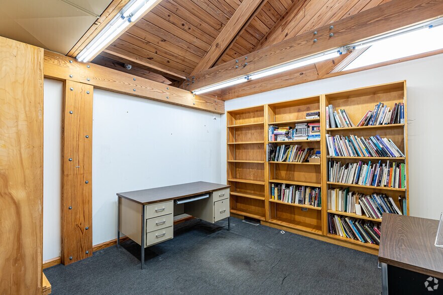 More Photos Of 20 Gorham Ave, Hamden Schools For Sale