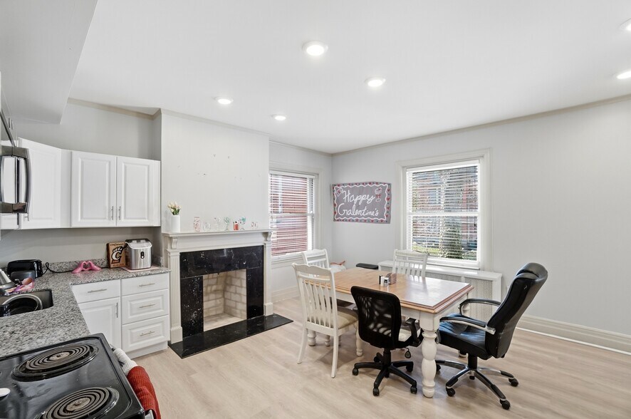 More Photos Of 2406 Auburn Ave, Cincinnati Office Residential For Sale