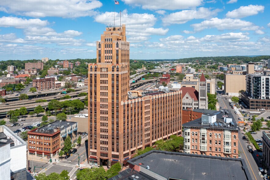 More Photos Of 109 S Warren St, Syracuse Office Residential For Lease