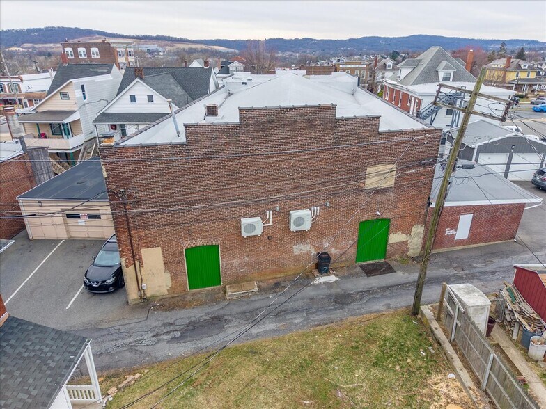 More Photos Of 1707 Washington Blvd, Easton Storefront Retail Residential For Sale