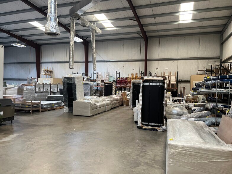 More Photos Of 333 Anchor St, Corpus Christi Industrial For Sale