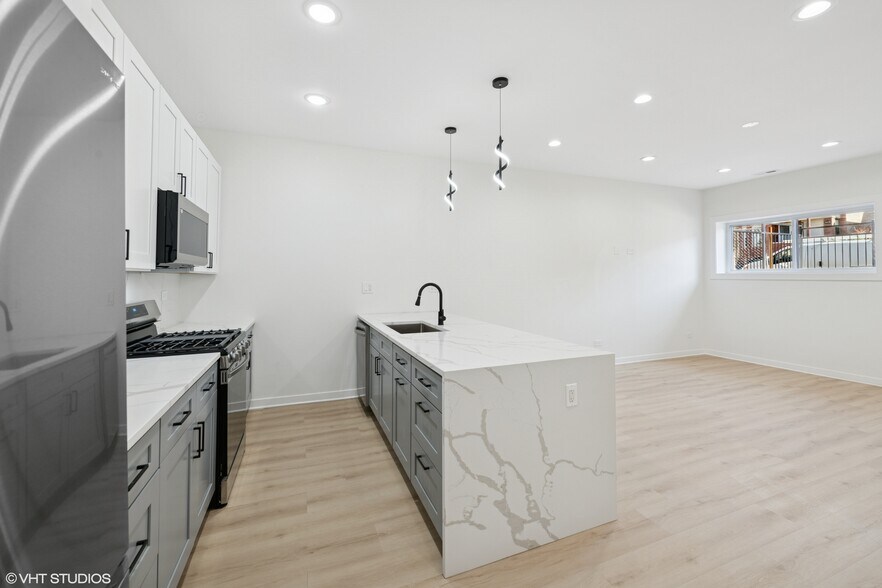 More Photos Of 3616 W Polk St, Chicago Apartments For Sale