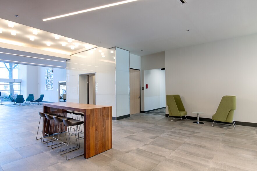 More Photos Of 1410 E Renner Rd, Richardson Office For Lease