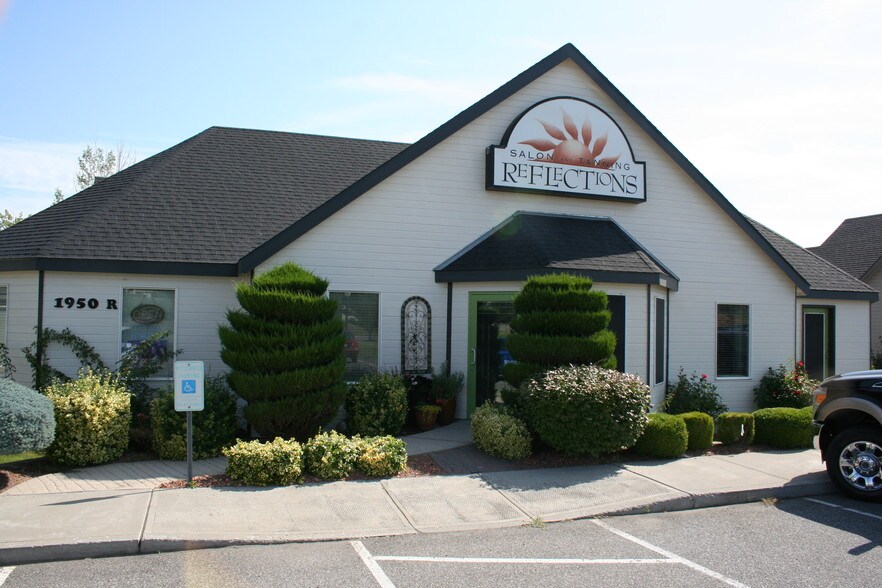 Primary Photo Of 1950 Keene Rd, Richland Freestanding For Lease