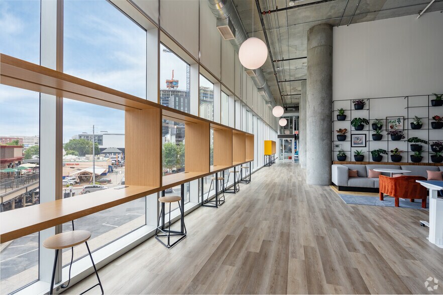 More Photos Of 800 19th Ave South, Nashville Coworking Space