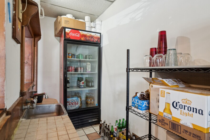 More Photos Of 456 US-5, Fairlee Restaurant For Sale