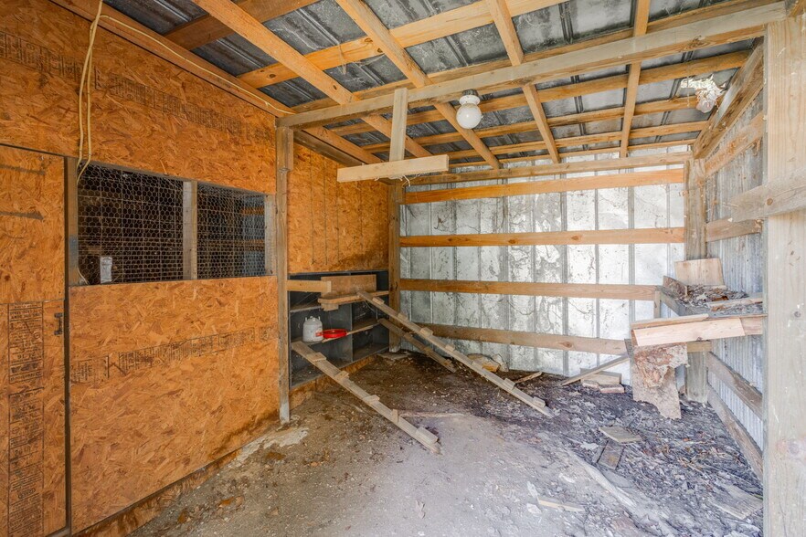 More Photos Of 161 Chapin Rd, Chapin Loft Creative Space For Sale