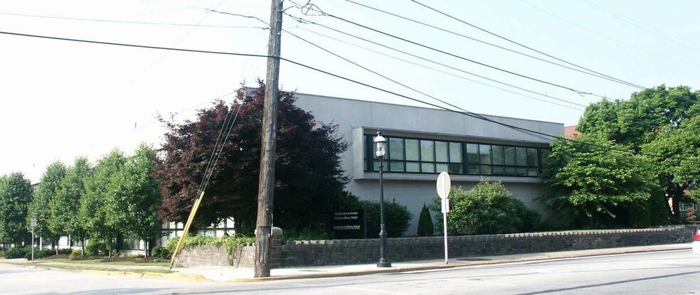 More Photos Of 100-112 W Butler Ave, Ambler Office For Lease