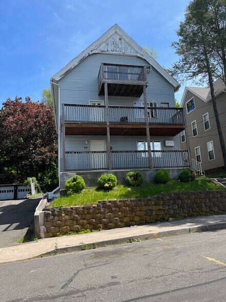 Primary Photo Of 85 Goodwill Ave, Meriden Apartments For Sale