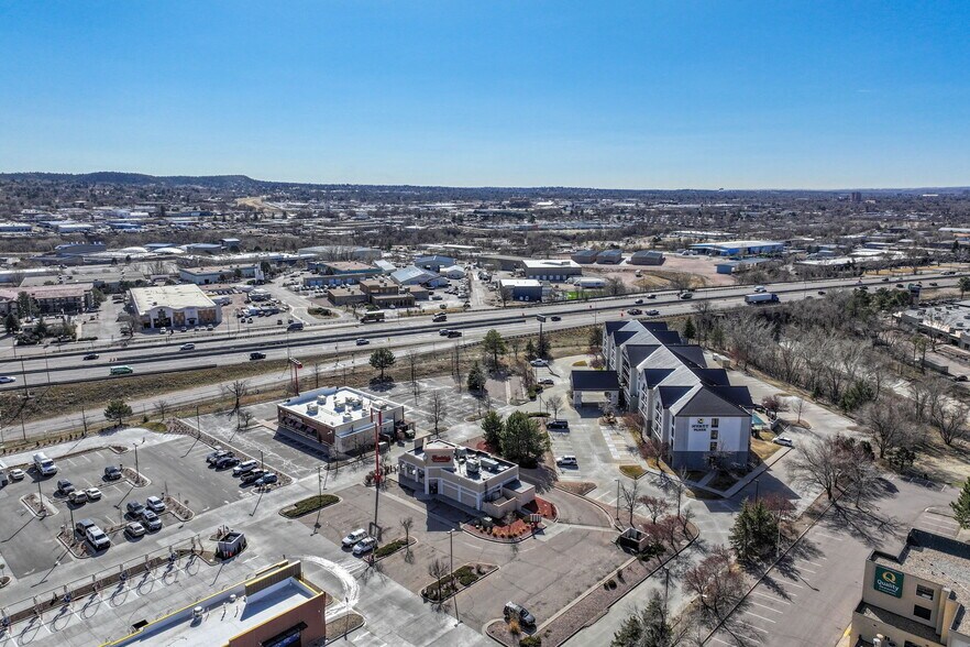 More Photos Of 511 Garden of the Gods Rd, Colorado Springs Fast Food For Sale