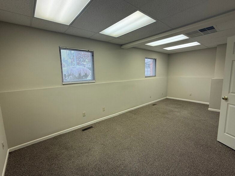 More Photos Of 53842 Generations Dr, South Bend Office For Lease