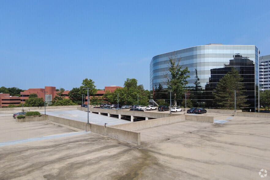 More Photos Of 8609 Westwood Center Dr, Vienna Office For Lease