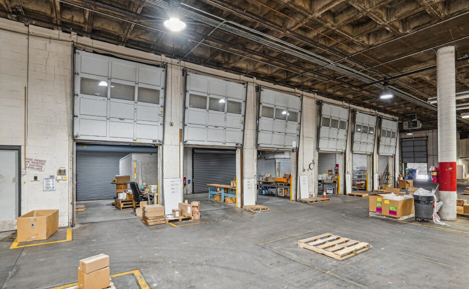 More Photos Of 2340 S 59th St, Saint Louis Warehouse For Sale