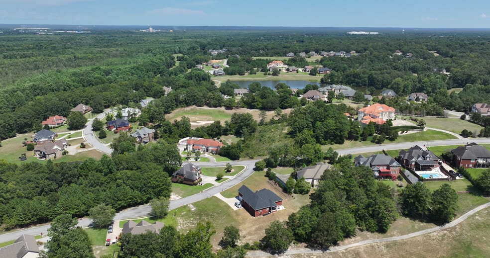 More Photos Of 128 Oakview Club Dr, Macon-Bibb Golf Course Driving Range For Sale