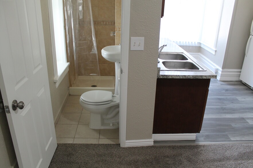 More Photos Of 3025-3027 S Adams Ave, Ogden Apartments For Sale