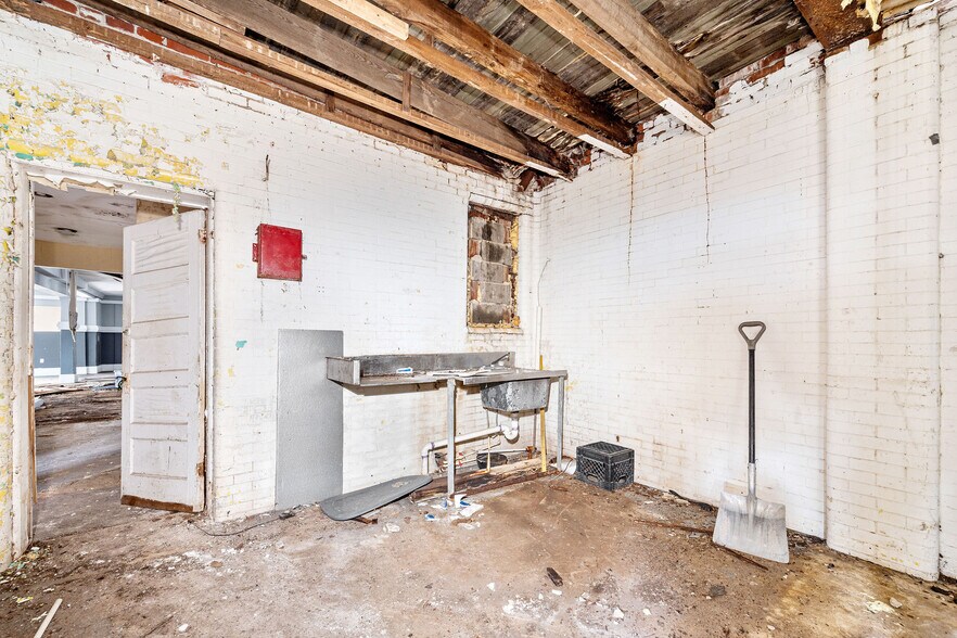 More Photos Of 1401-1403 Princess ave, Camden Multifamily For Sale