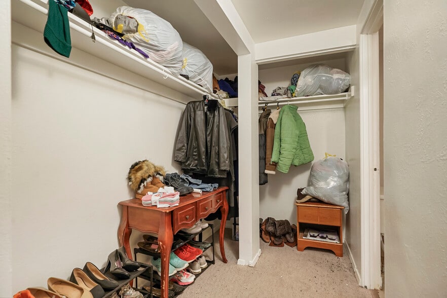 More Photos Of 7300-7310 W 10th Ave, Lakewood Apartments For Sale