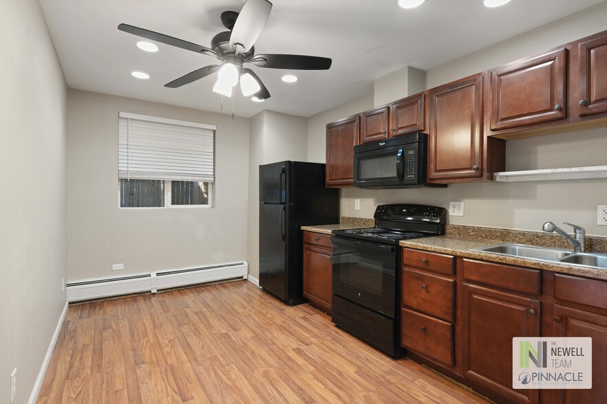 More Photos Of 10210-10230 W 26th Ave, Lakewood Apartments For Sale