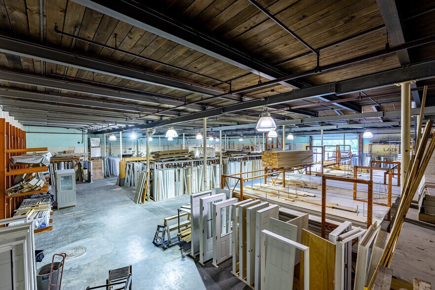 More Photos Of 1139-1143 Clark Pond Rd, North Haverhill Manufacturing For Sale