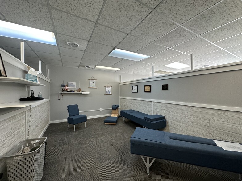 More Photos Of 207 Scott Ct, Iowa City Storefront Retail Residential For Sale