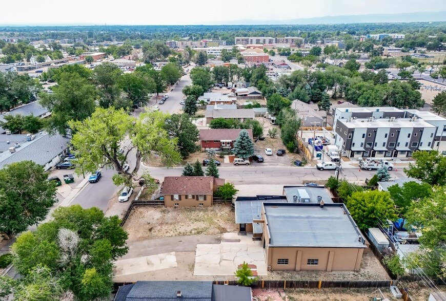 Primary Photo Of 6275 W 16th Ave, Lakewood Auto Repair For Sale
