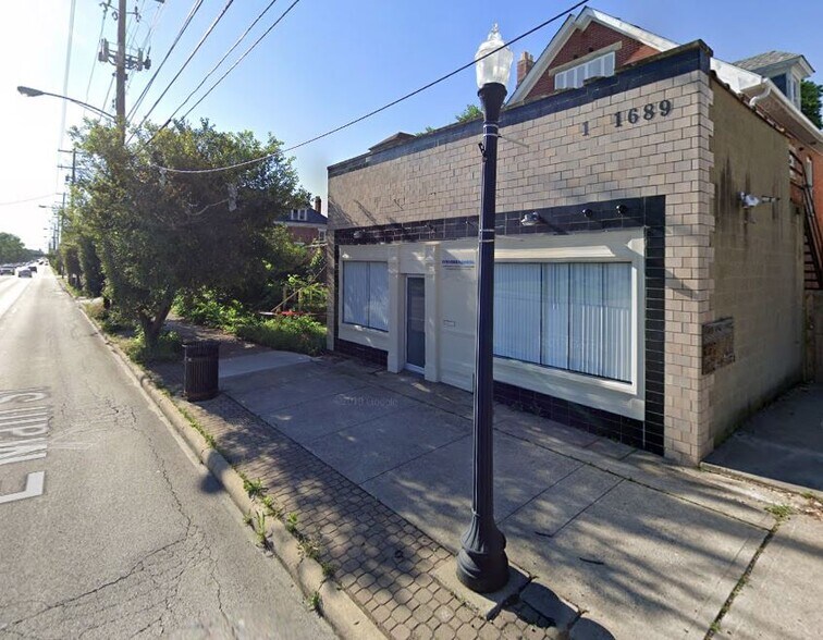 More Photos Of 1689 E Main St, Columbus Office Residential For Lease