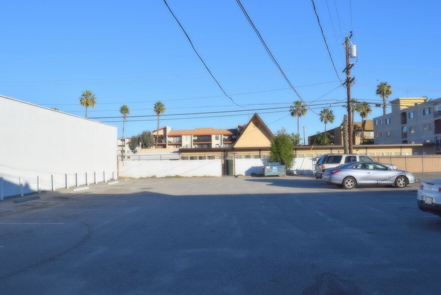 More Photos Of 3530 Long Beach Blvd, Long Beach Office For Lease