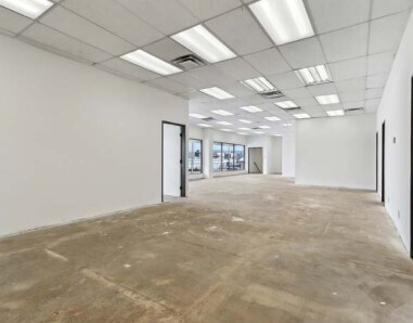 More Photos Of 920 E 1st St, Santa Ana Showroom For Lease
