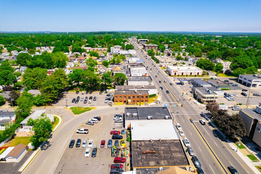 More Photos Of 26-07 Broadway, Fair Lawn Office For Lease