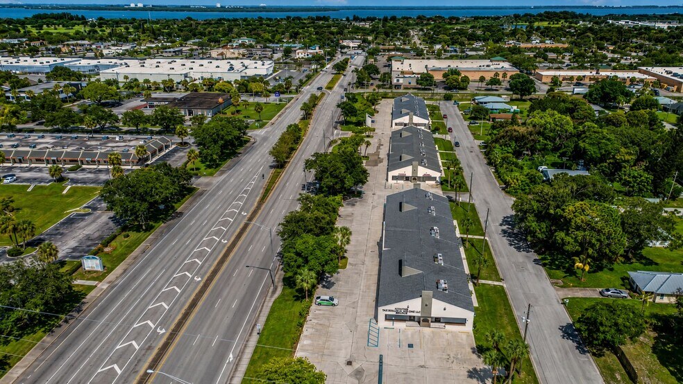 More Photos Of 805 Virginia Ave, Fort Pierce Unknown For Lease