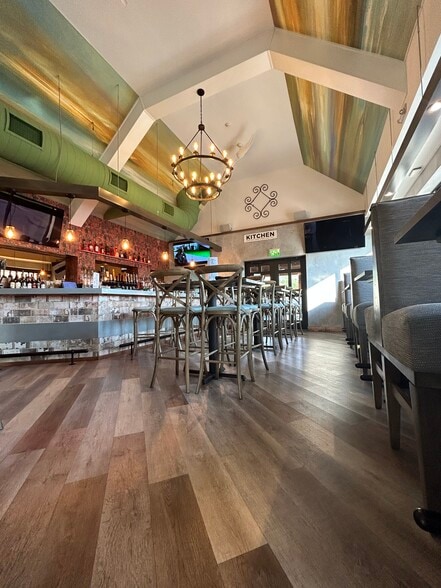 More Photos Of 452 Route 22 W, White House Station Restaurant For Sale