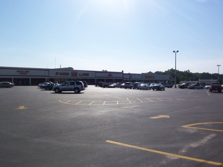 More Photos Of 1821 Wilson Rd, Newberry Unknown For Lease