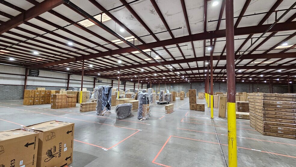 More Photos Of 9420 Cosner Dr, Fredericksburg Warehouse For Sale