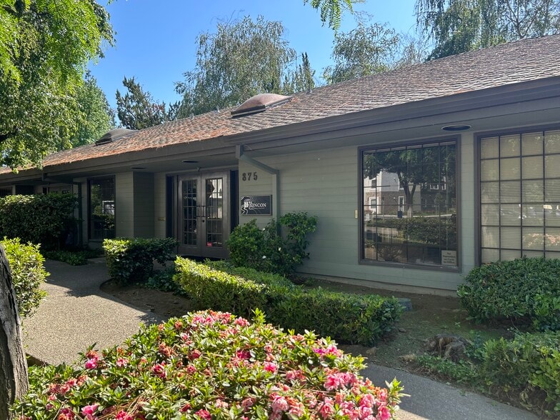 More Photos Of 885 University Ave, Sacramento Office For Sale