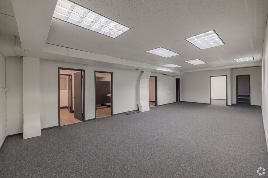More Photos Of 1680 14th St, Oakland Warehouse For Sale