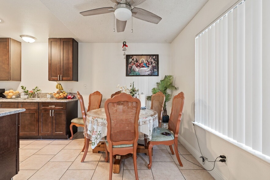 More Photos Of 125 E Dakota Ave, Fresno Apartments For Sale