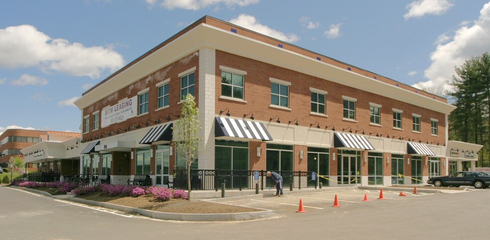 More Photos Of 154 Turnpike Rd, Southborough Storefront Retail Office For Lease