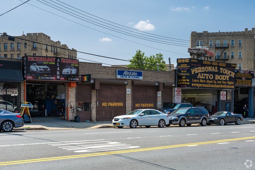 Primary Photo Of 2510 Boston Rd, Bronx Storefront For Lease