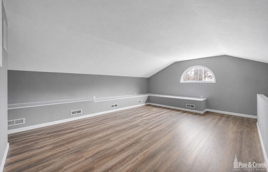 More Photos Of 1234 Maple Ave SW, Roanoke Office For Lease