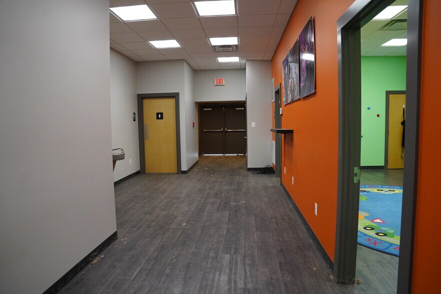 More Photos Of 7595 Martinsburg Pike, Shepherdstown Office For Sale