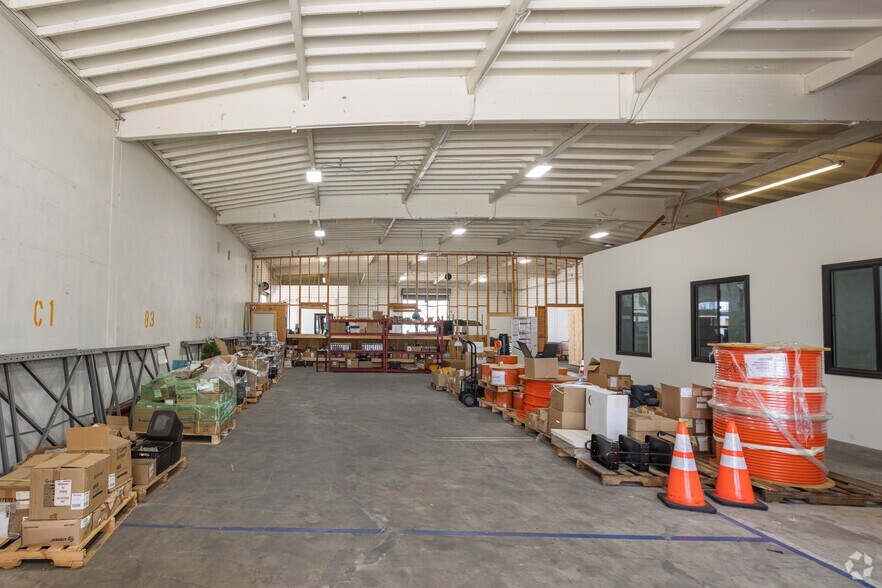 More Photos Of 1429 W 130th St, Gardena Warehouse For Lease