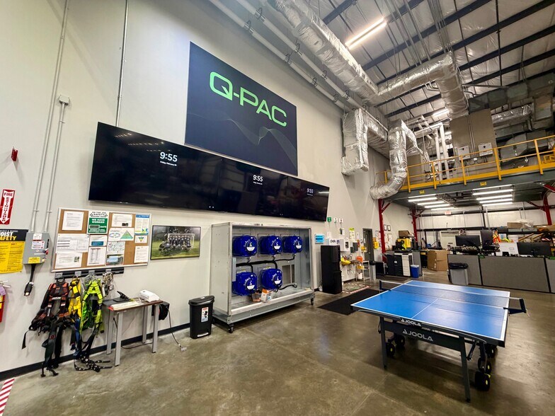 More Photos Of 4010 Deerpark Blvd, Elkton Manufacturing For Sale