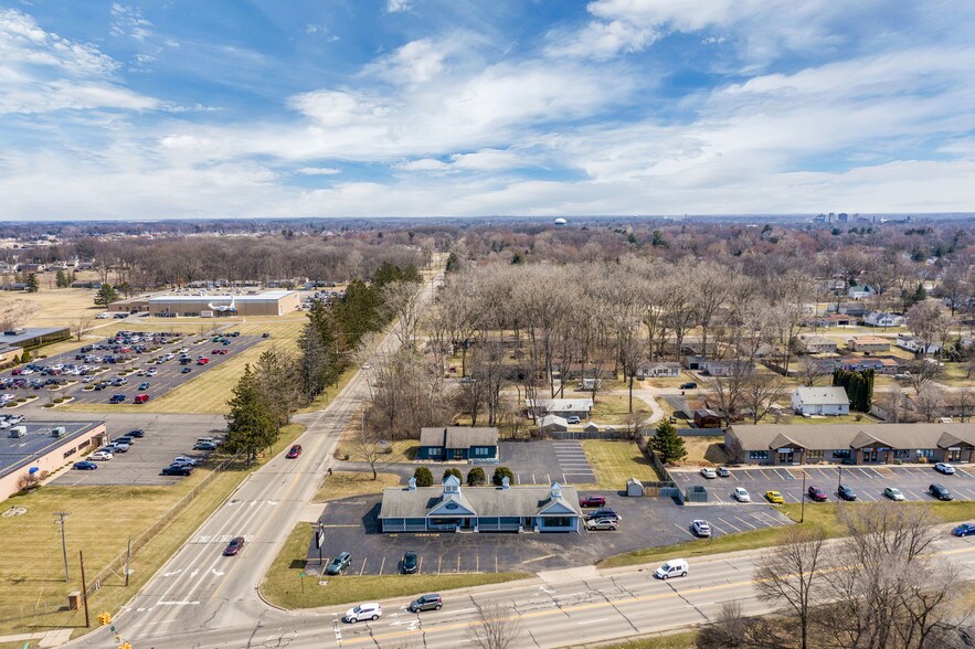 More Photos Of 1055 Laurence Ave, Jackson Freestanding For Sale