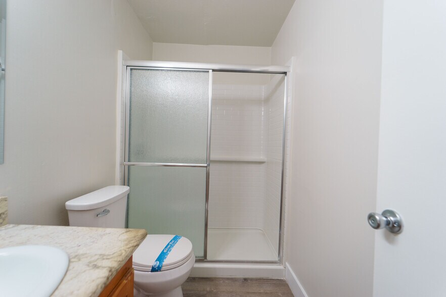 More Photos Of 12430 Oak Knoll Rd, Poway Apartments For Sale